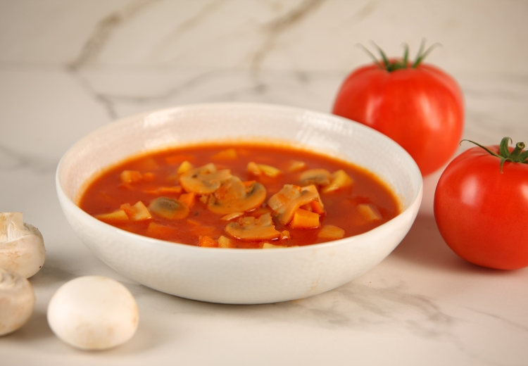 Zupa pieczarkowo - pomidorowa